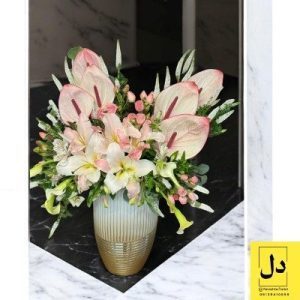 سفارش گل برای تحویل در مطب دکتر رسول نوروزی کرج